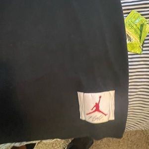 Jordan large black shirt